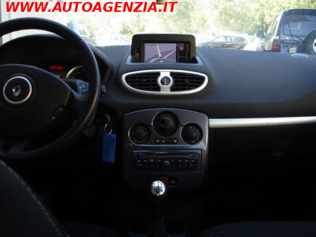 Renault Clio 1.5 dCi 75CV 5 porte Dynamique (18)