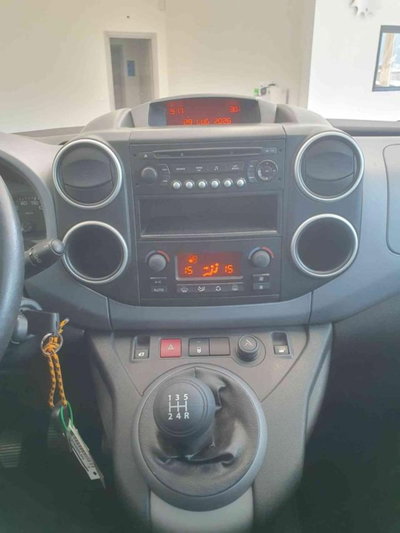Citroen Berlingo 1.6 8V HDi 110CV FAP Multispace (10)