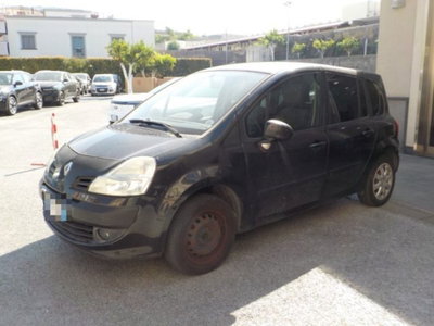 Renault Modus 1.2 16V Dynamique (2)