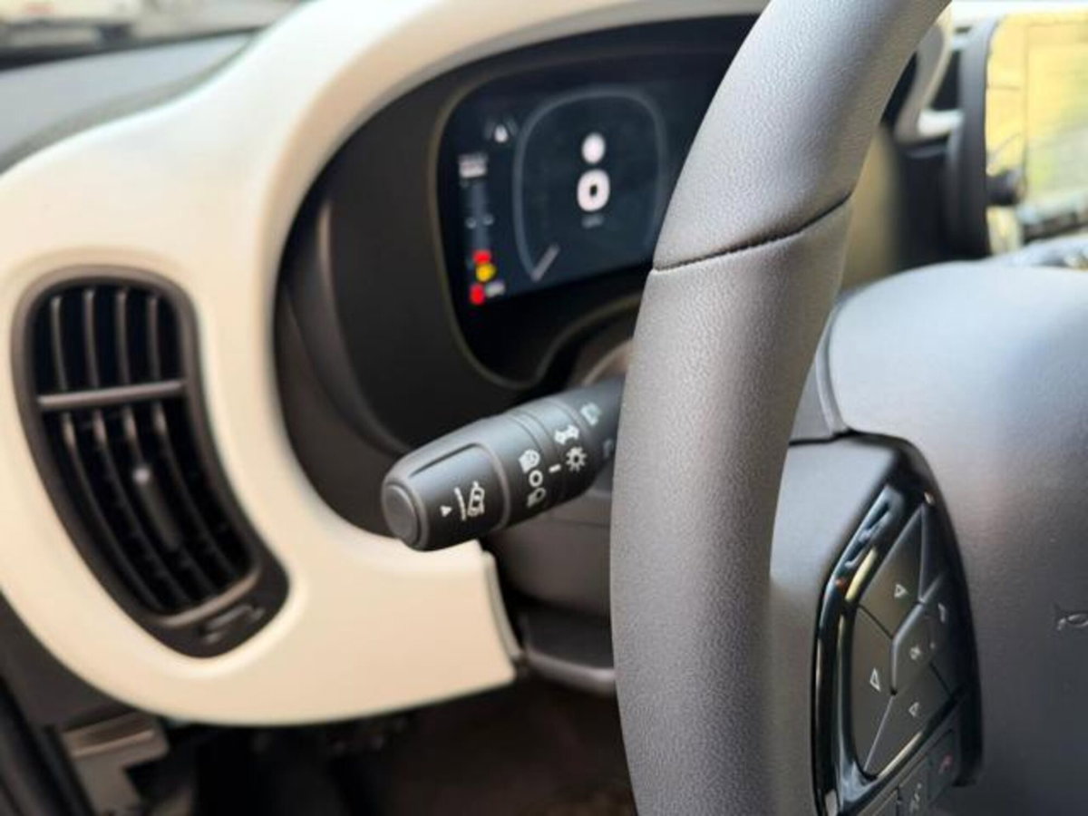 Fiat Panda 1.0 firefly hybrid s&s 70cv 5p.ti (11)