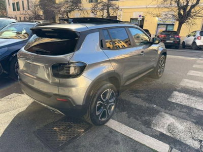 Jeep Avenger 1.2 turbo e-hybrid mhev Summit fwd 110cv edct6 (2)