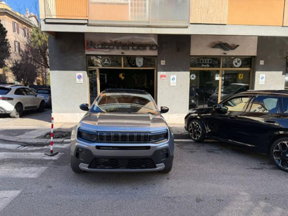 Jeep Avenger 1.2 turbo e-hybrid mhev Summit fwd 110cv edct6 (8)