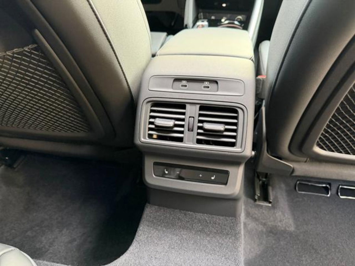 Audi Q5 2.0 tdi mhev+ S line edition quattro 204cv s-tronic (12)