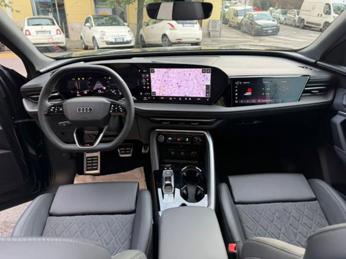 Audi Q5 Sportback 2.0 tdi mhev+ Launch Edition S line quattro 204cv s-tronic (14)