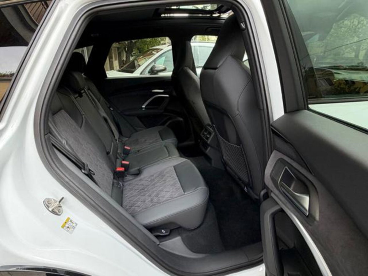 Audi Q5 2.0 tdi mhev+ S line edition quattro 204cv s-tronic (8)