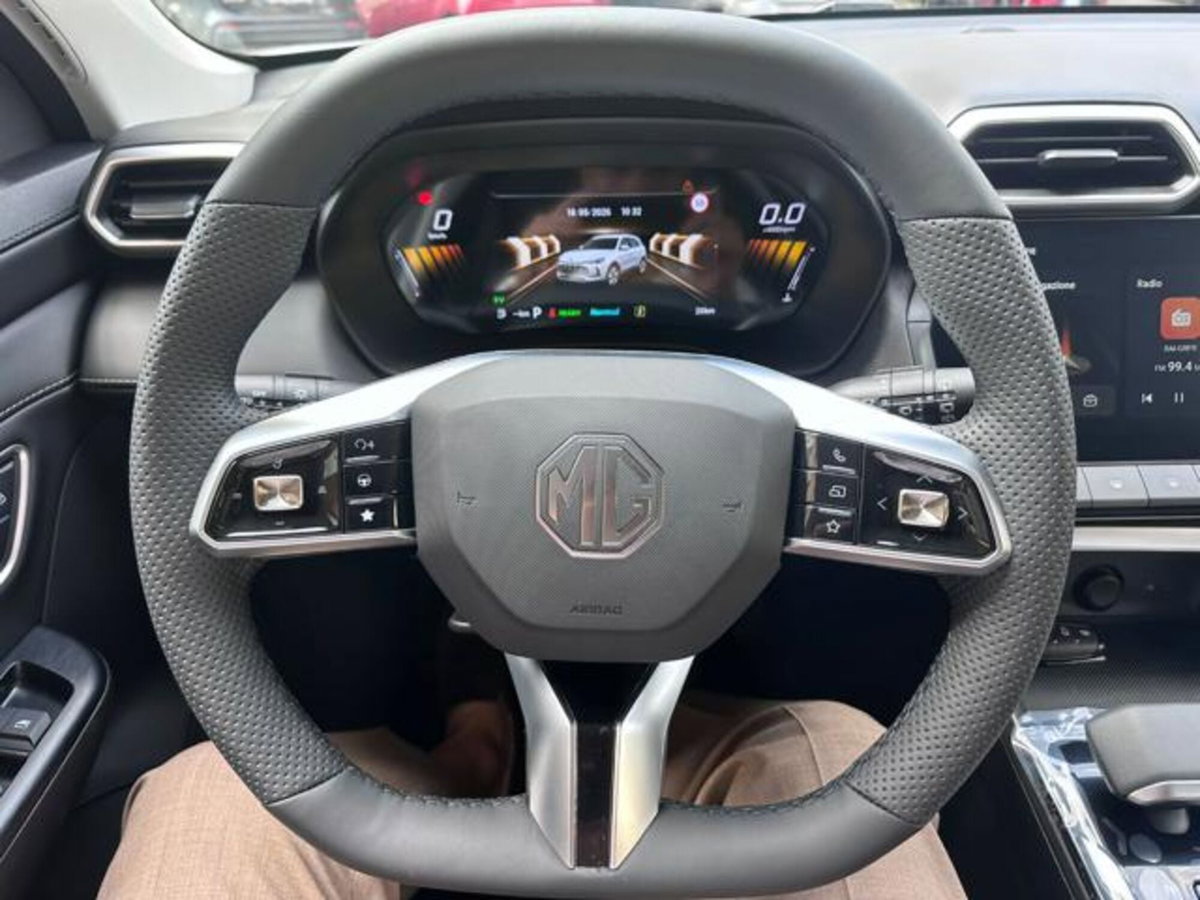 Mg ZS ZS 1.5 Luxury (13)