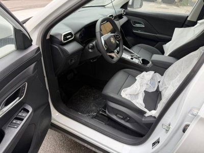 Mg ZS ZS 1.5 Luxury (2)