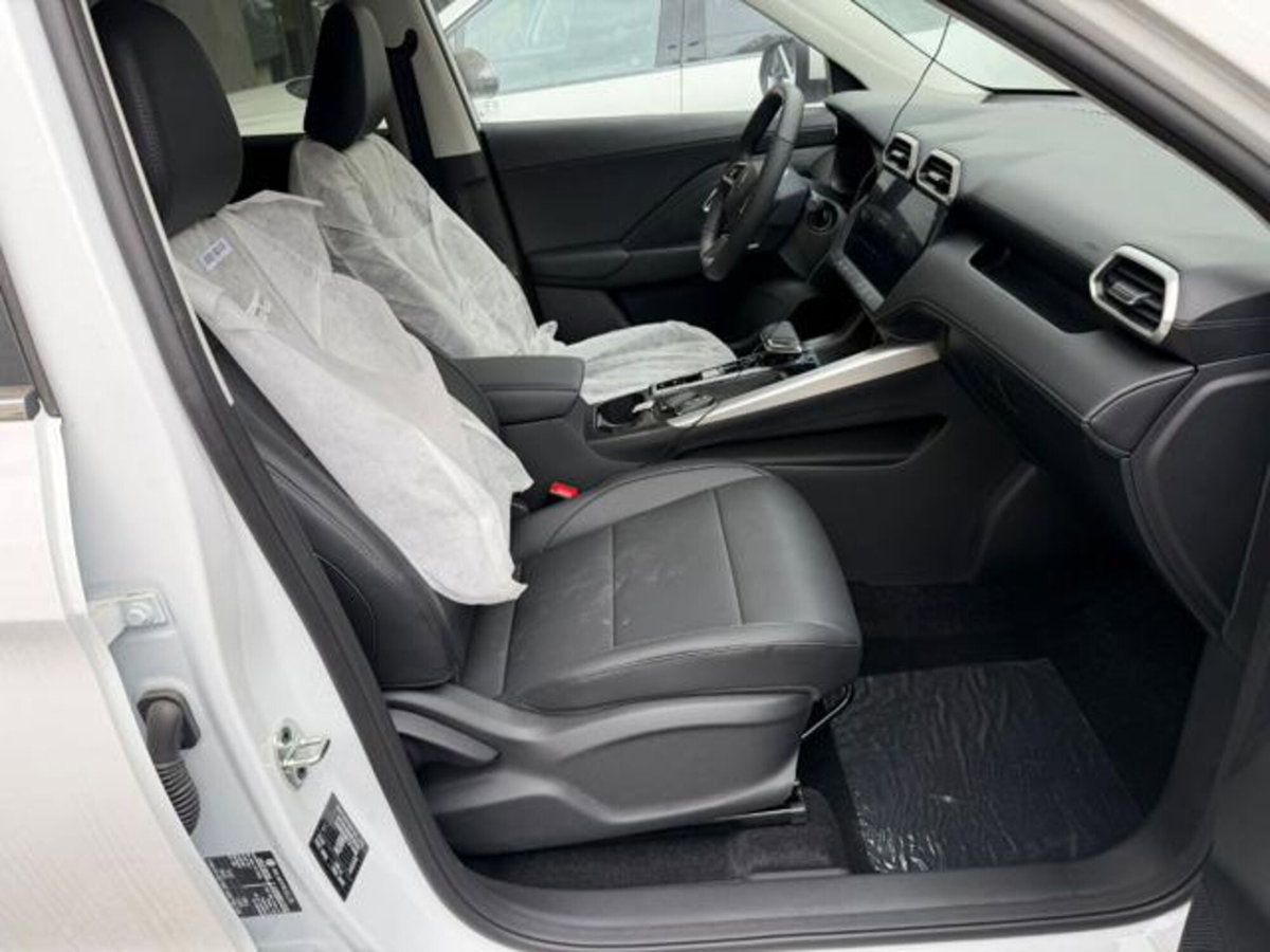 Mg ZS ZS 1.5 Luxury (7)
