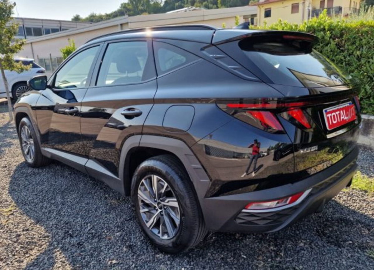 Hyundai Tucson 1.6 CRDi XTech (5)