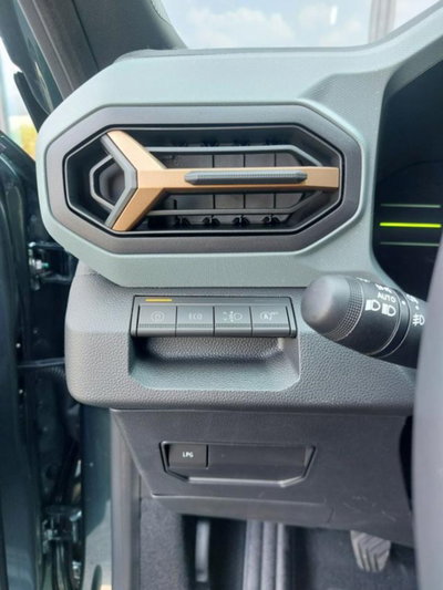 Dacia Duster 1.2 Eco-G Extreme 120cv auto (14)