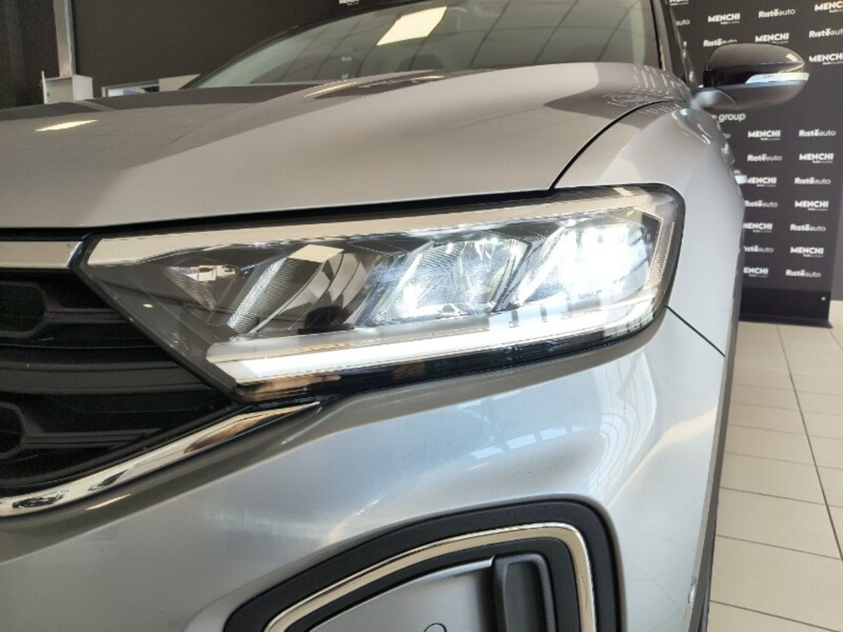 Volkswagen T-Roc 2.0 tdi Life 150cv dsg (8)