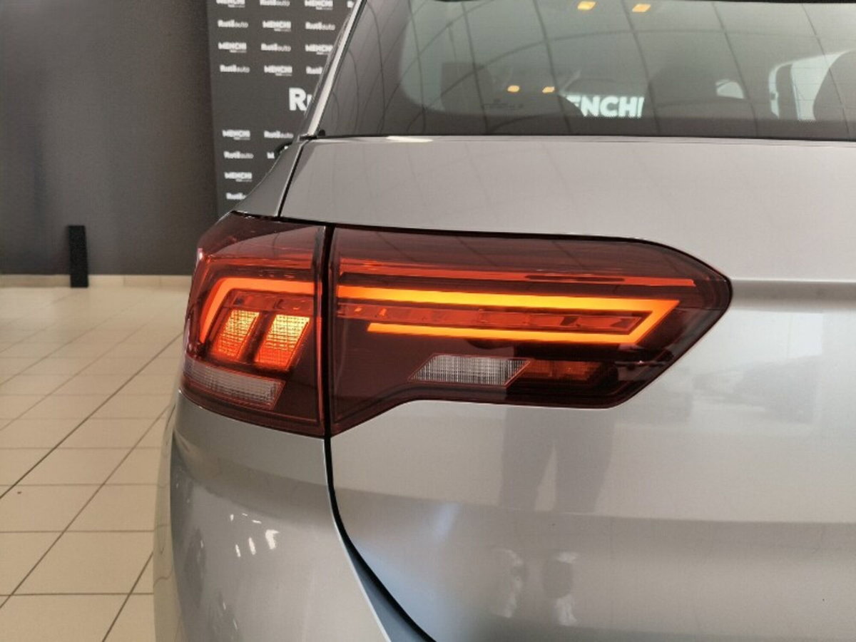 Volkswagen T-Roc 2.0 tdi Life 150cv dsg (9)