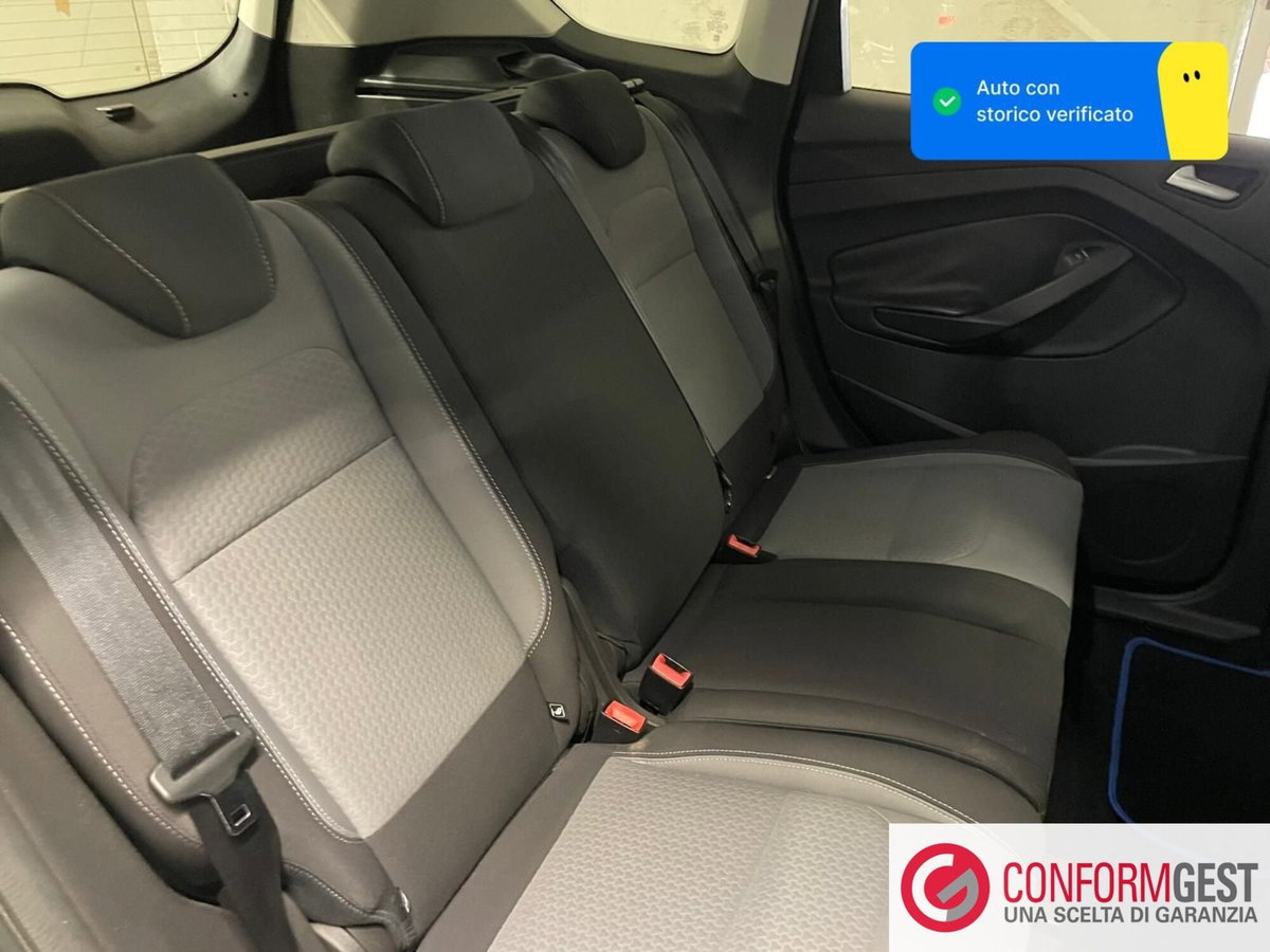 Ford Kuga 1.5 TDCI 120 CV S&S 2WD Plus (17)