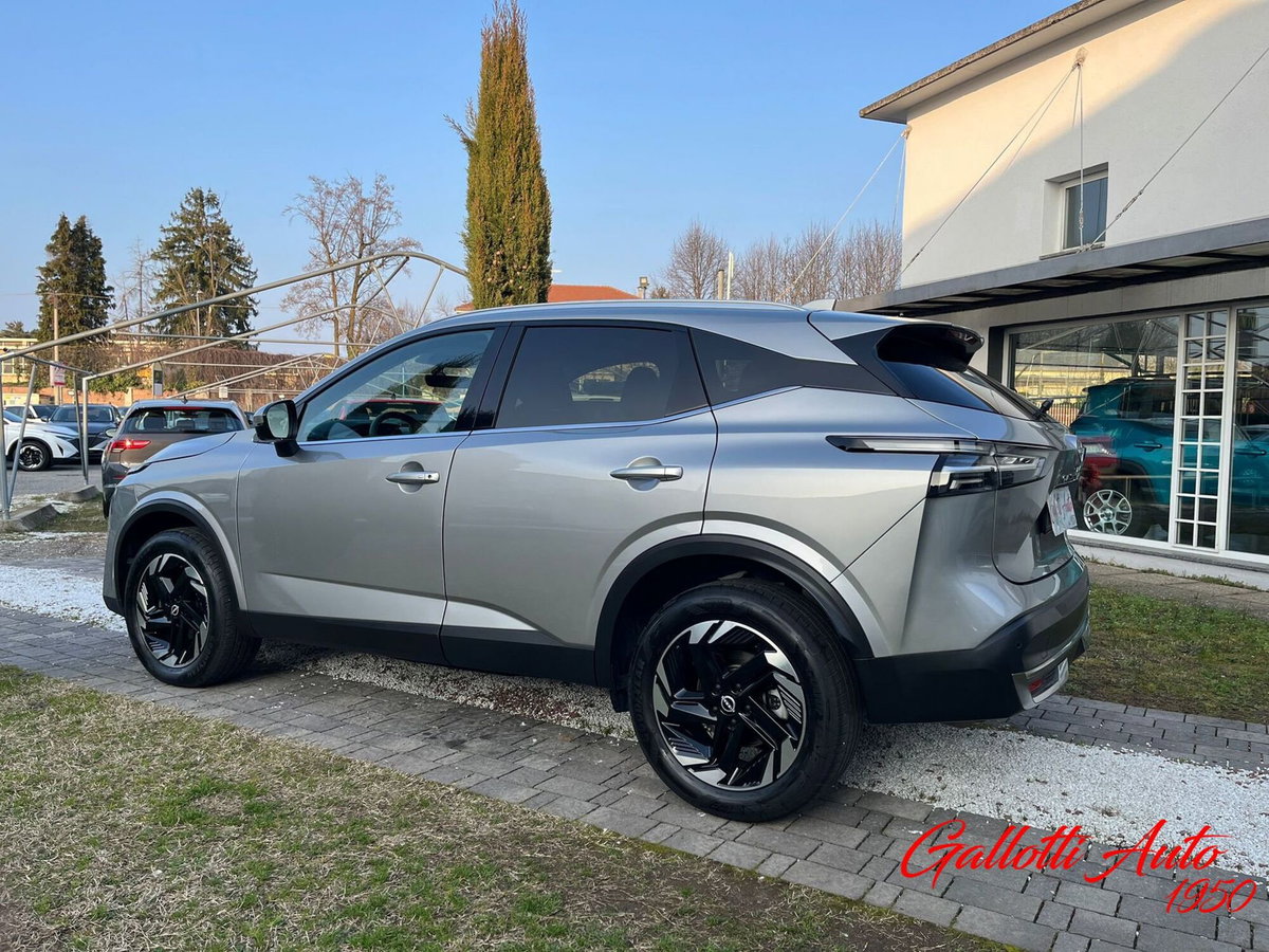 Nissan Qashqai 1.3 mhev N-Connecta 2wd 140cv (2)