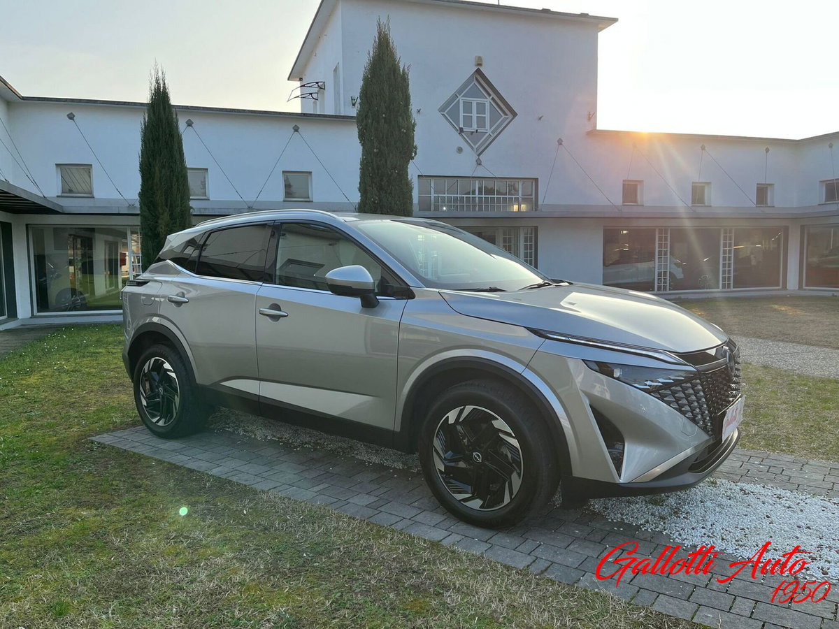 Nissan Qashqai 1.3 mhev N-Connecta 2wd 140cv (5)