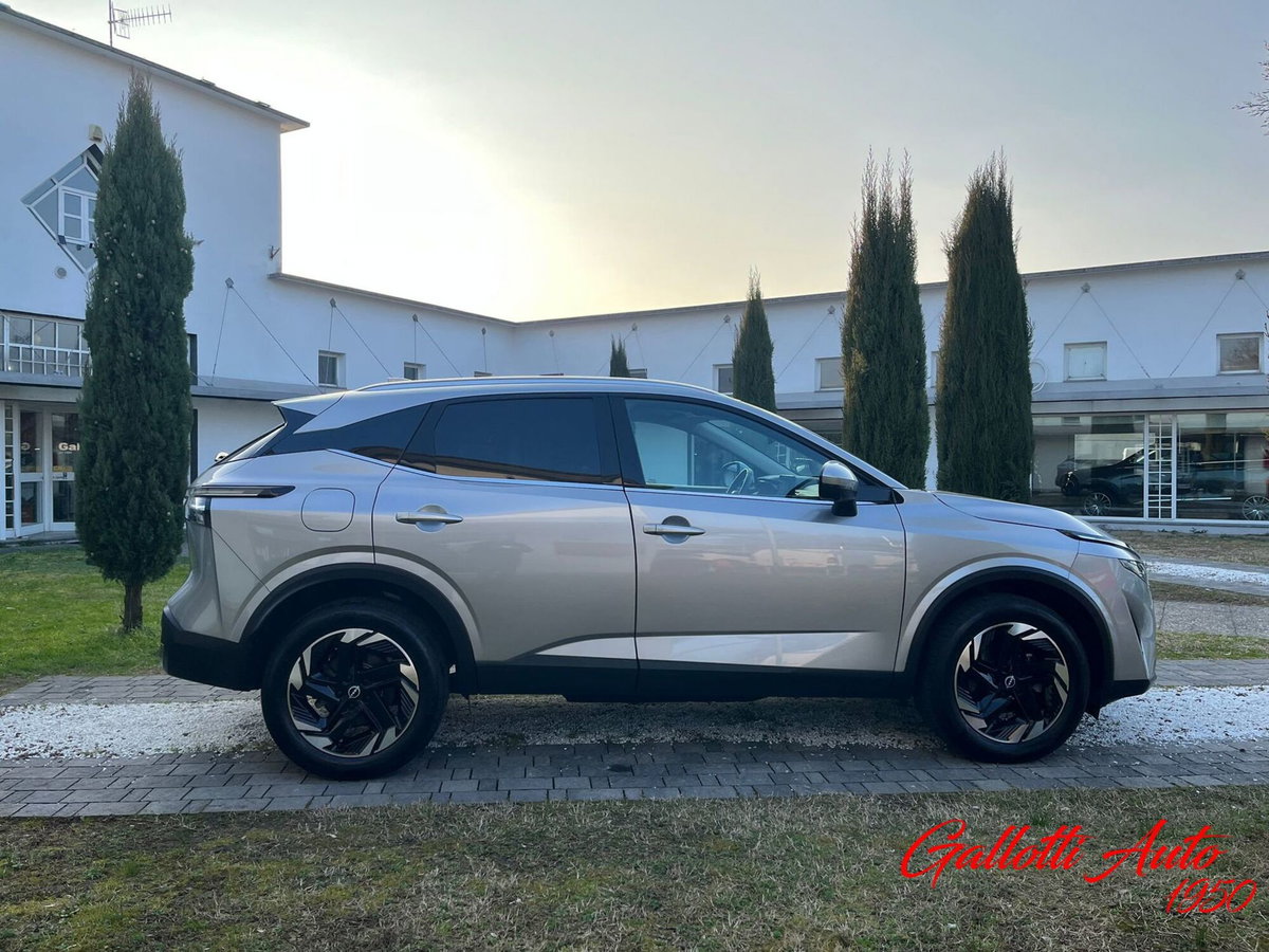 Nissan Qashqai 1.3 mhev N-Connecta 2wd 140cv (6)