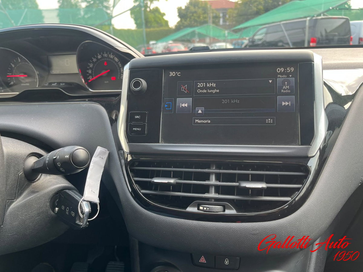 Peugeot 208 82 5 porte Active (17)