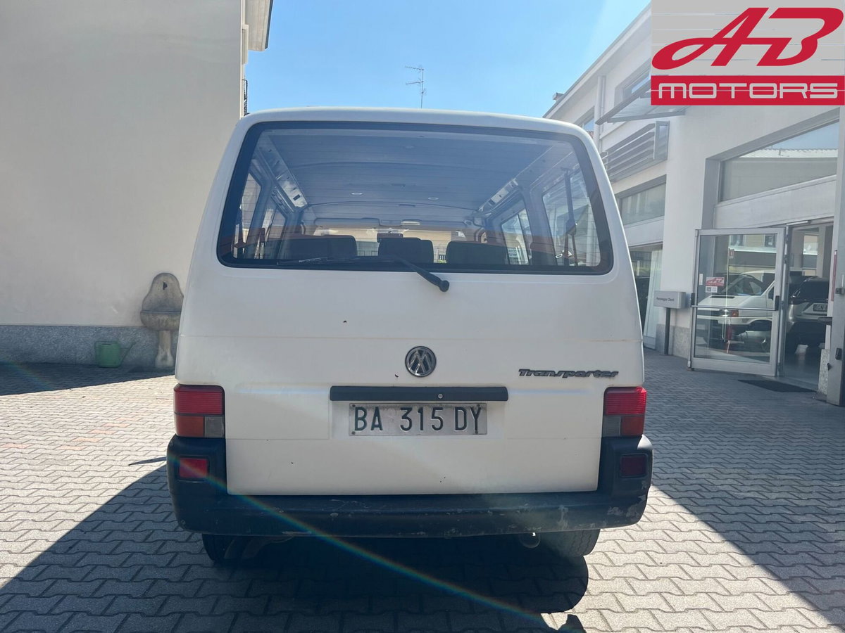 Volkswagen Veicoli Commerciali Transporter Furgone 1.9 TD cat Caravelle (6)
