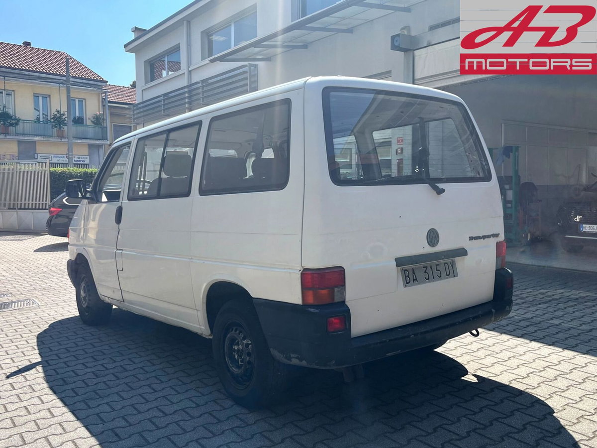 Volkswagen Veicoli Commerciali Transporter Furgone 1.9 TD cat Caravelle (7)