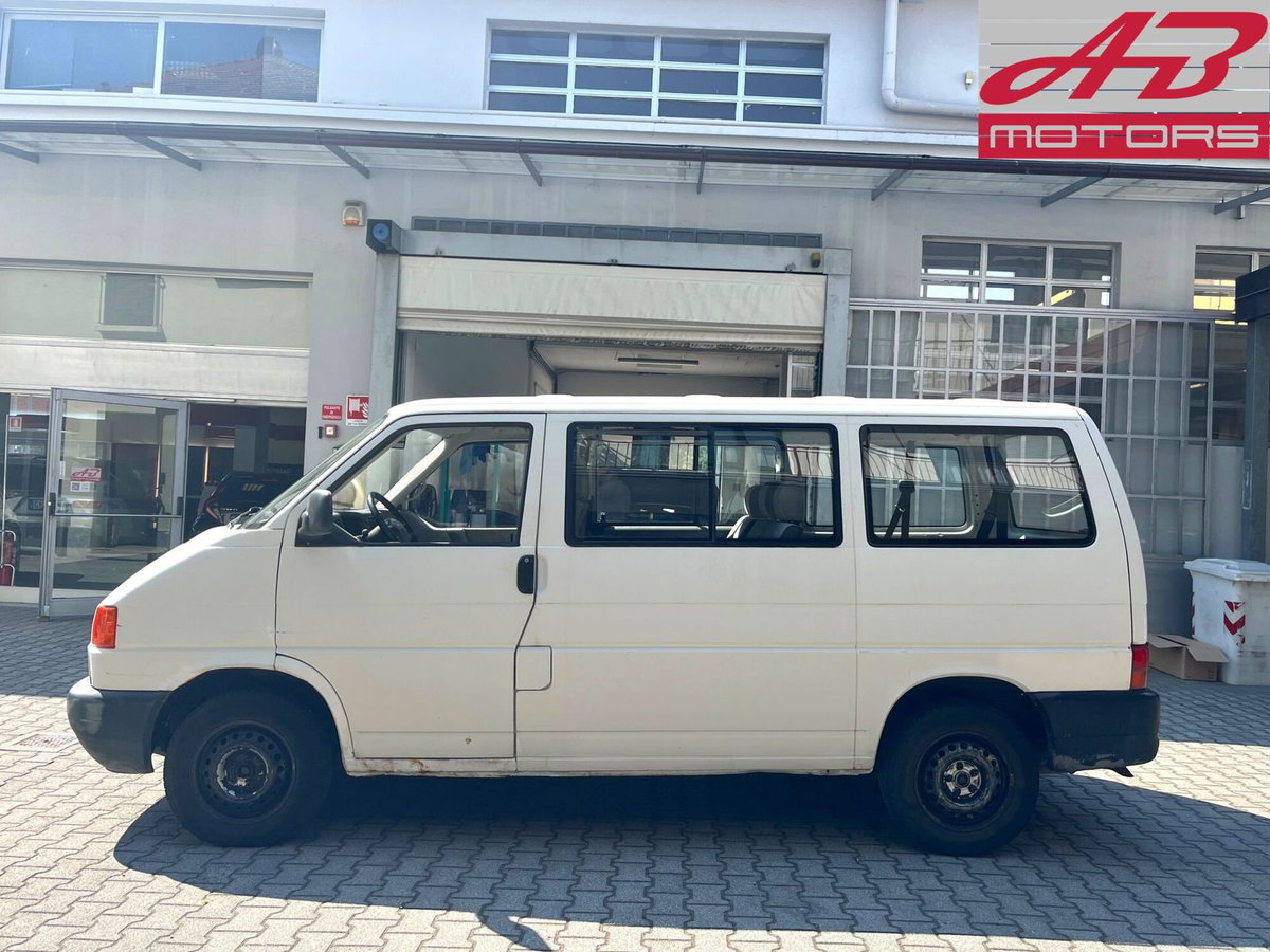 Volkswagen Veicoli Commerciali Transporter Furgone 1.9 TD cat Caravelle (8)