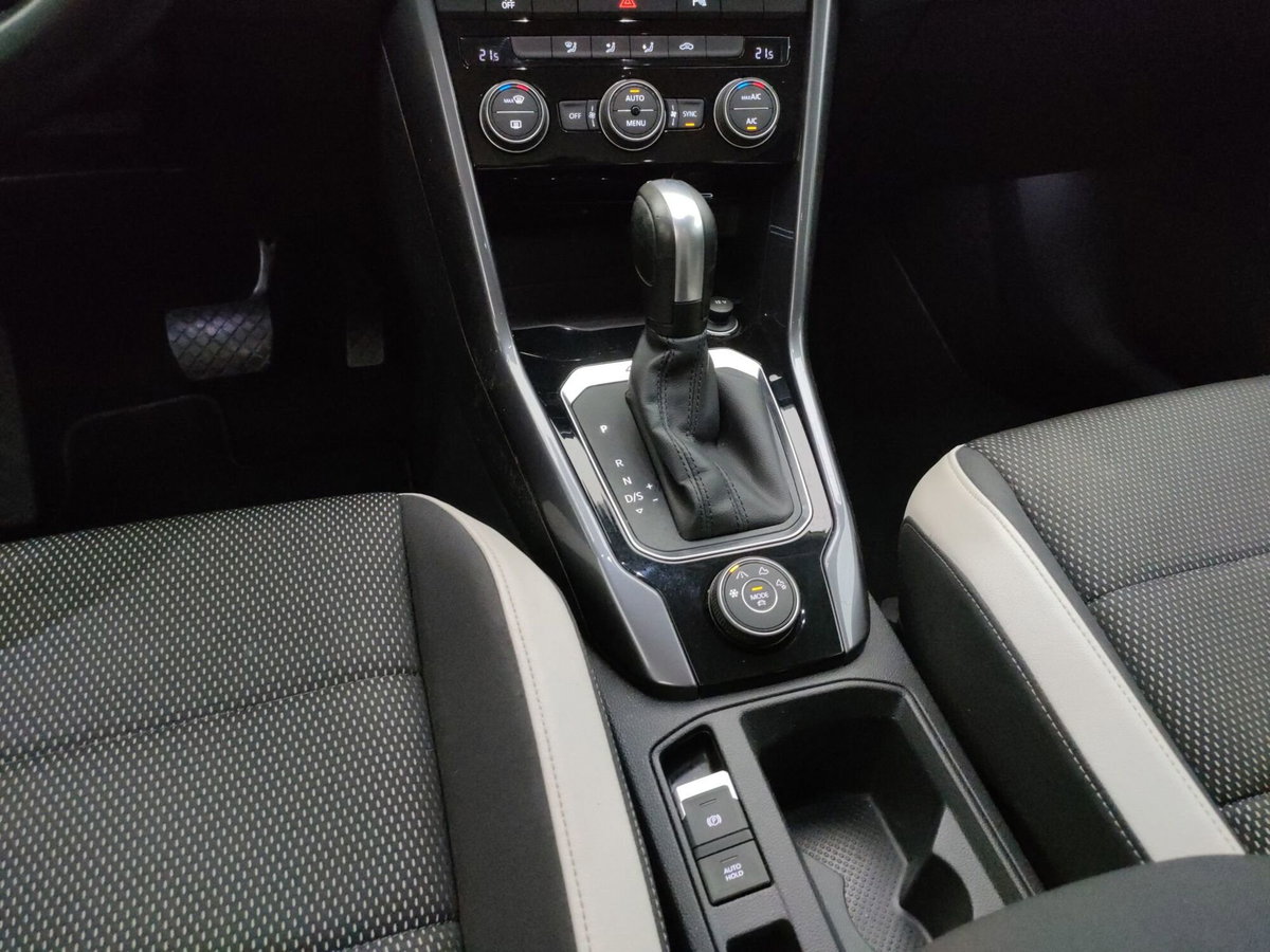 Volkswagen T-Roc 2.0 tdi R-Line 4motion 150cv dsg (11)