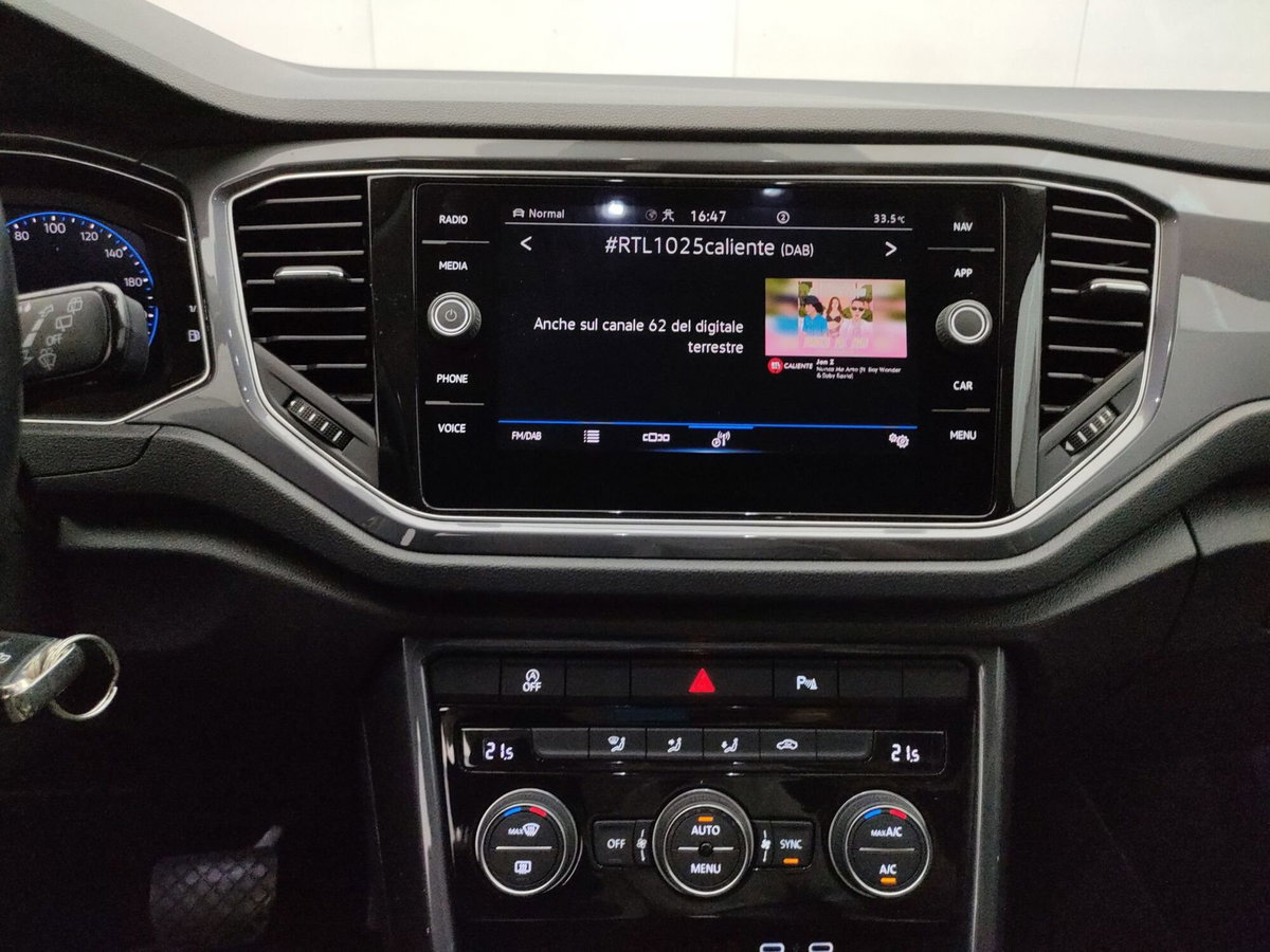 Volkswagen T-Roc 2.0 tdi R-Line 4motion 150cv dsg (16)