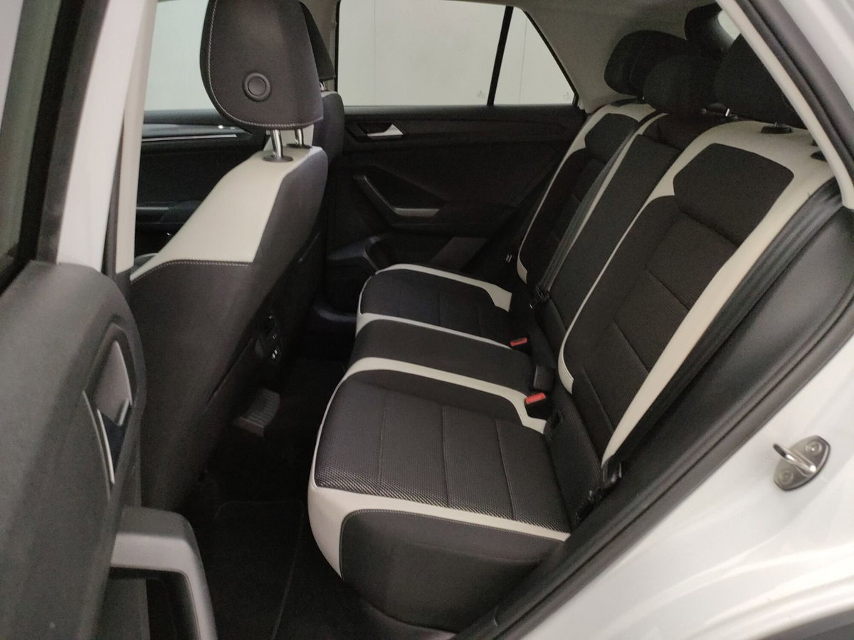Volkswagen T-Roc 2.0 tdi R-Line 4motion 150cv dsg (8)