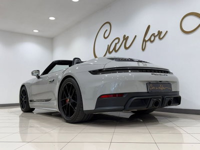Porsche 911 Cabrio 3.6 Carrera GTS auto (9)