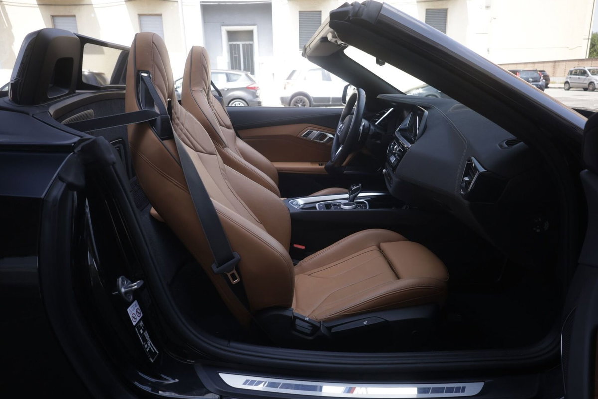 BMW Z4 Cabrio sdrive 20i Sport (12)