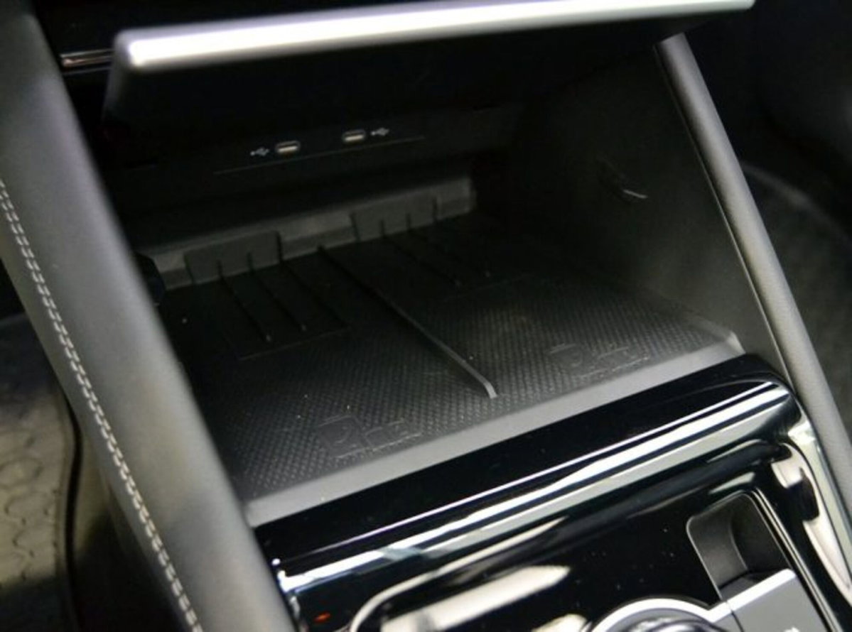 Volkswagen Tiguan 2.0 tdi R-Line 4motion 193cv dsg (9)
