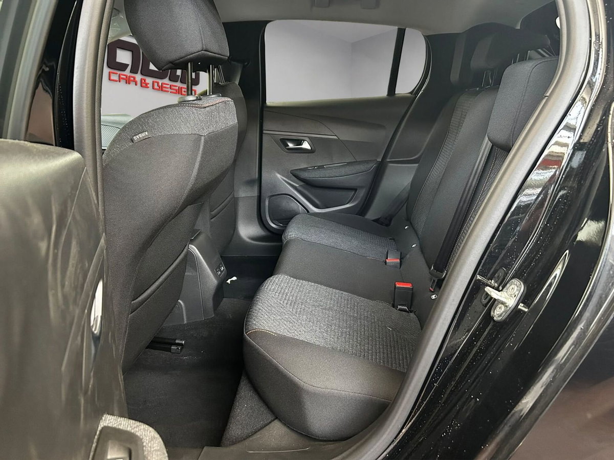 Peugeot 208 1.2 hybrid Business 110cv e-dcs 6 (10)