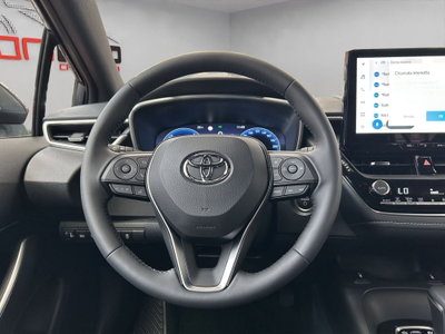 Toyota Corolla Touring Sports 1.8h Active auto (13)