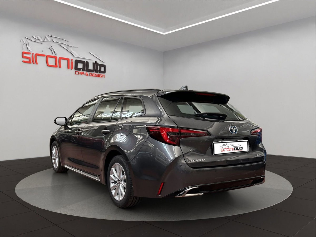 Toyota Corolla Touring Sports 1.8h Active auto (5)