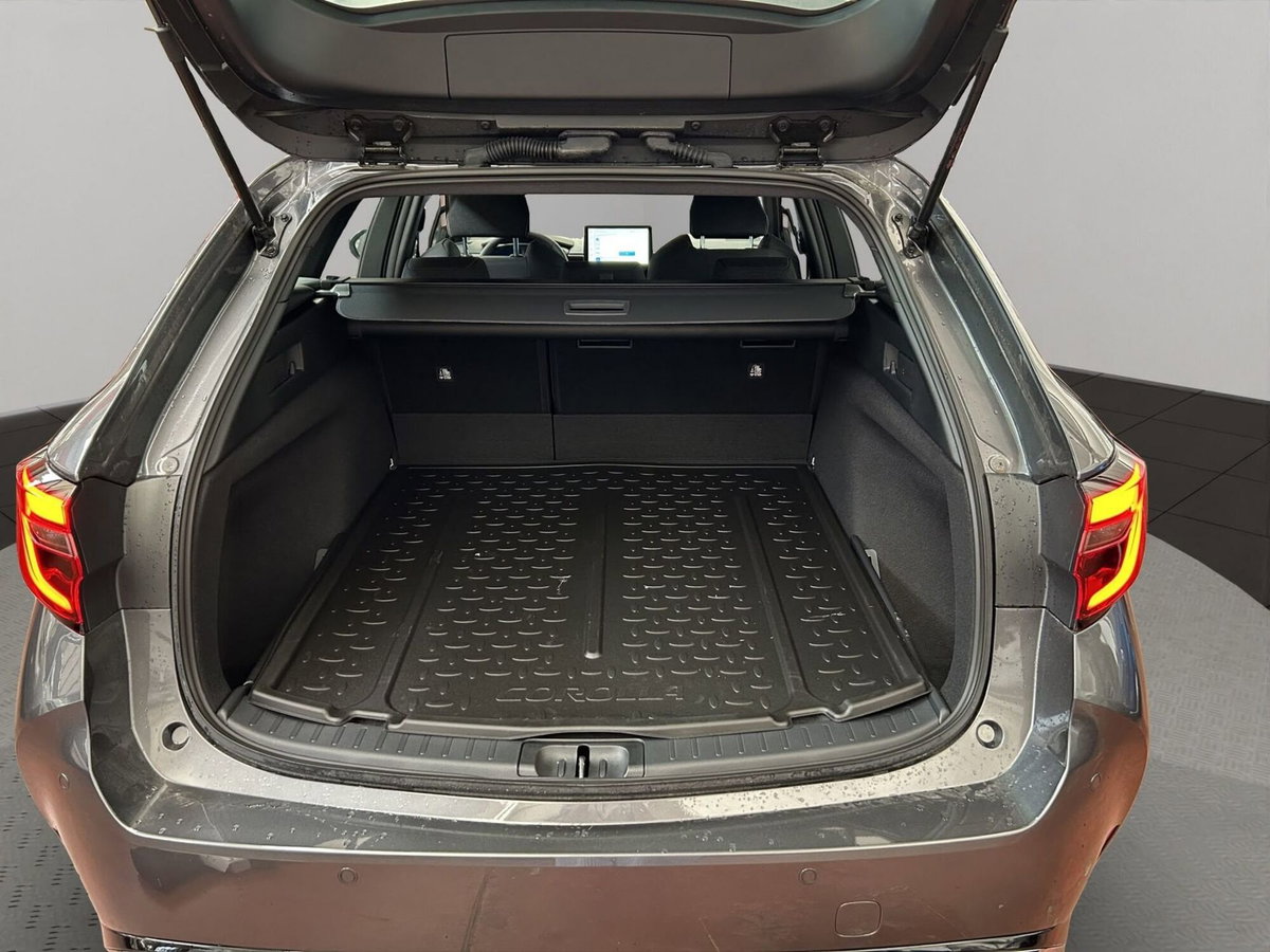 Toyota Corolla Touring Sports 1.8h Active auto (7)