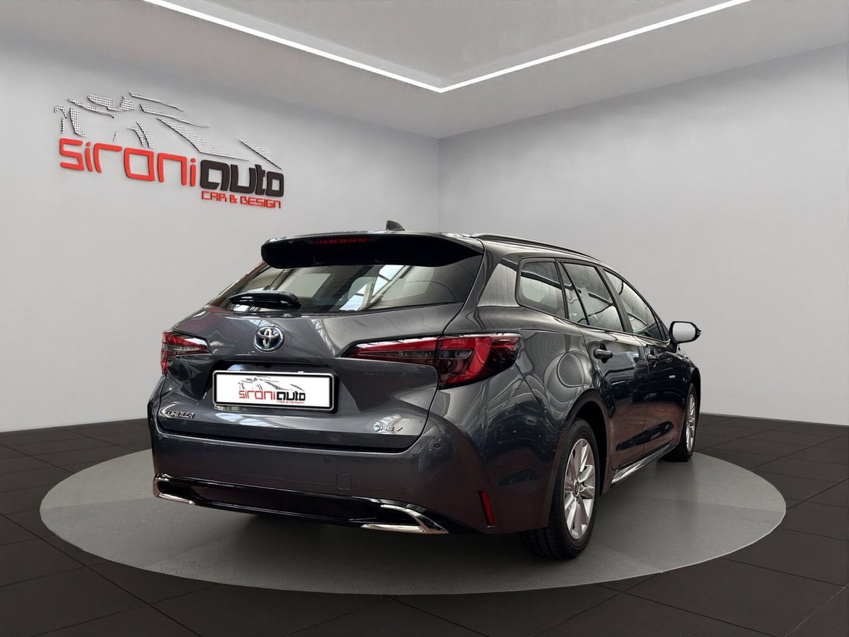 Toyota Corolla Touring Sports 1.8h Active auto (8)