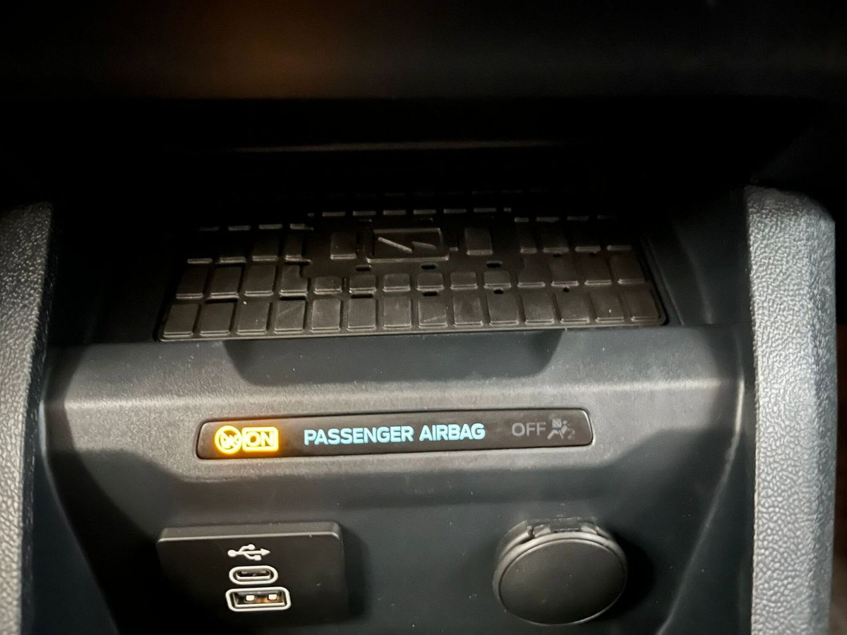 Ford Tourneo Courier 1.0 ecoboost 125cv Titanium powershift (20)
