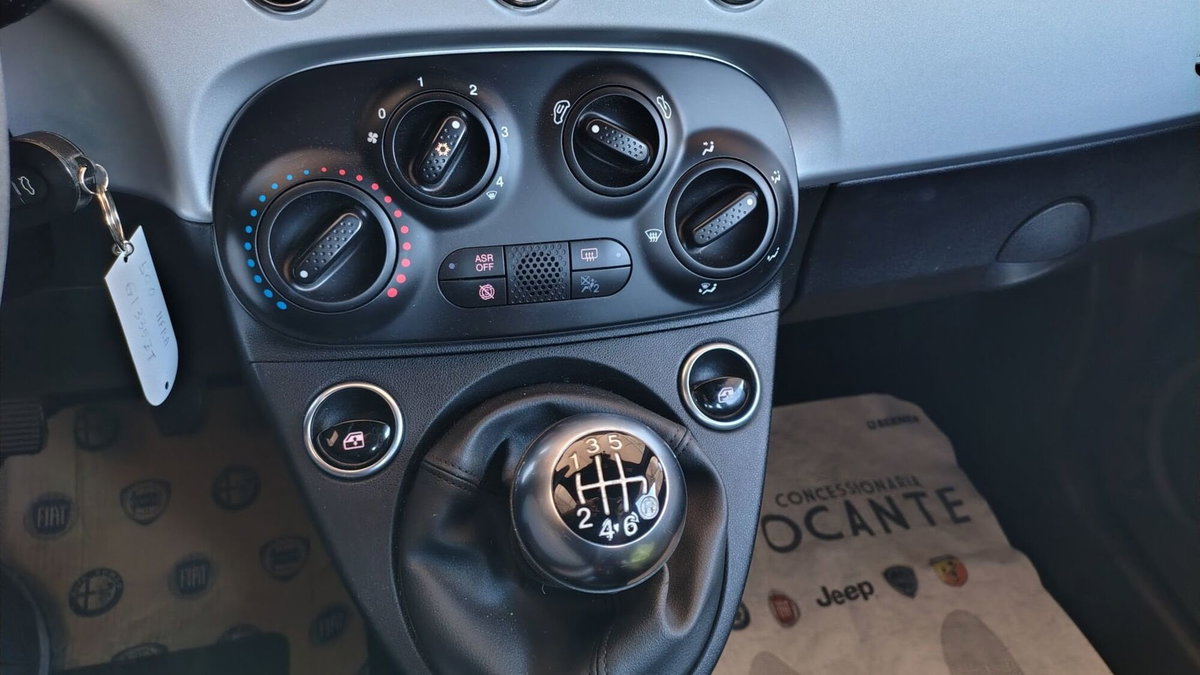 Fiat 500 1.0 Hybrid Connect (5)