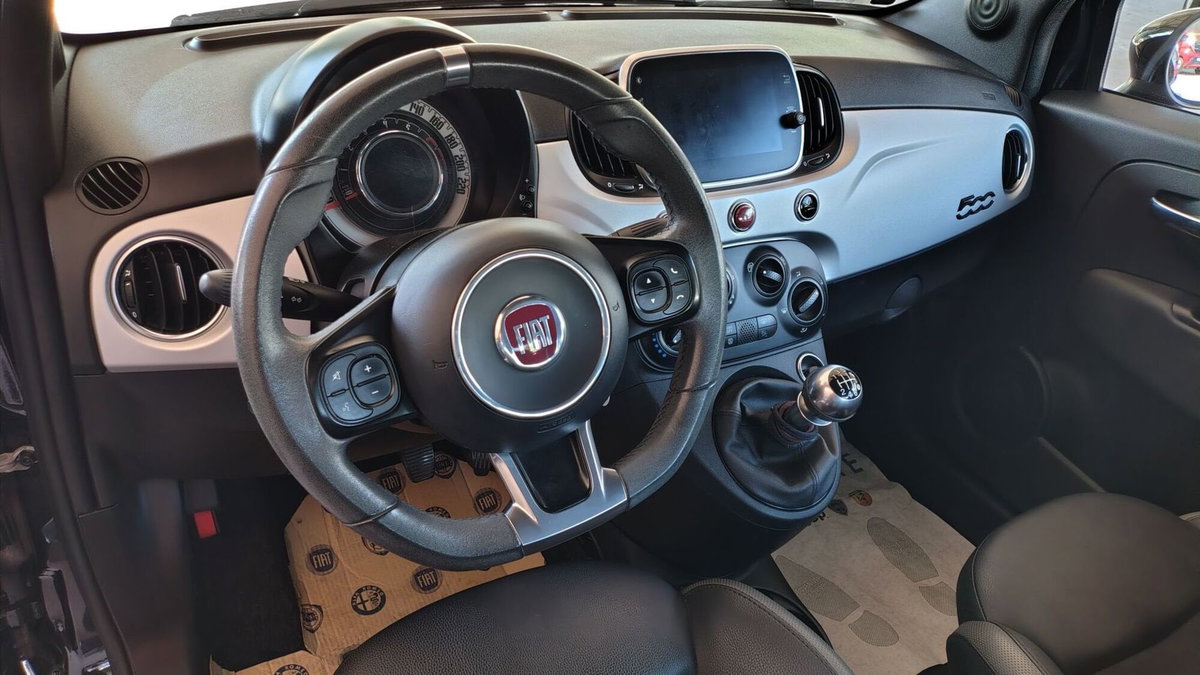 Fiat 500 1.0 Hybrid Connect (9)