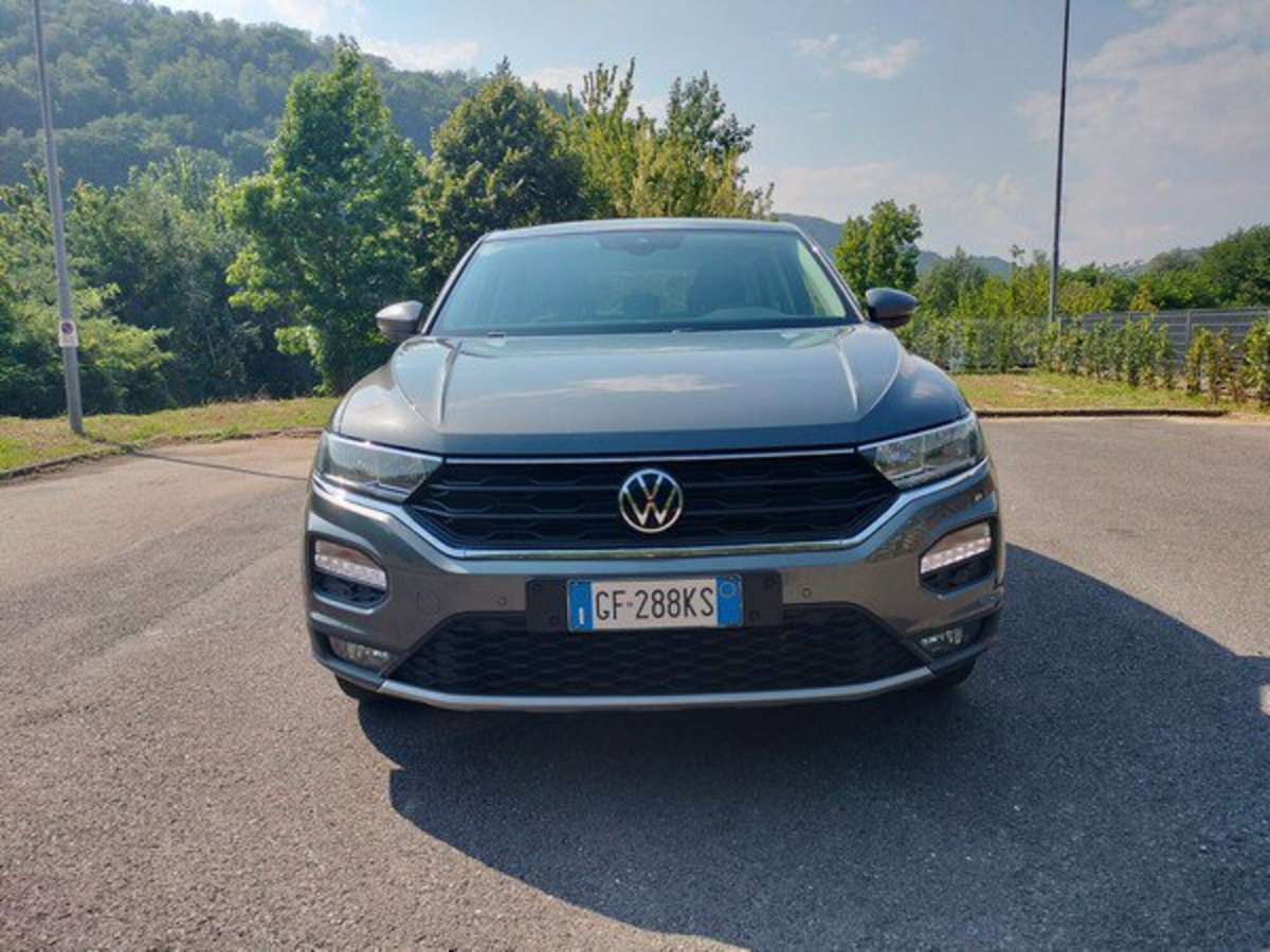 Volkswagen T-Roc 1.5 tsi R-Line dsg (2)