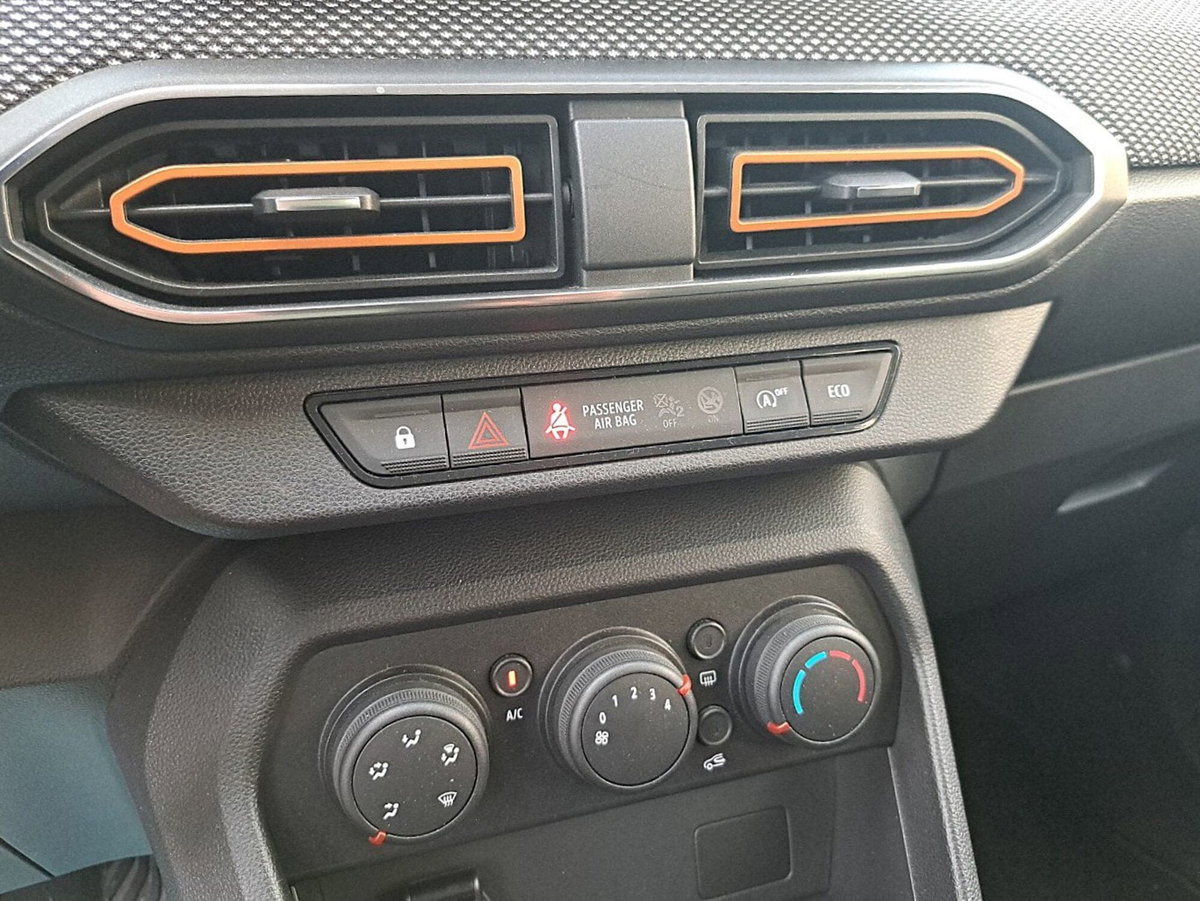 Dacia Sandero Stepway 1.0 TCe 100 CV ECO-G Comfort (16)