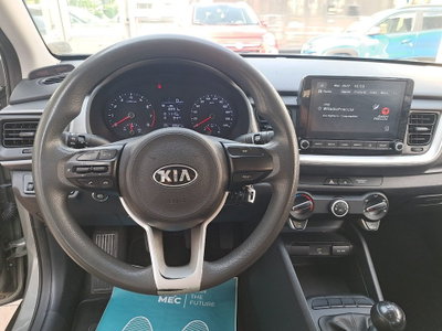 Kia Stonic 1.2 ECO GPL Urban (11)