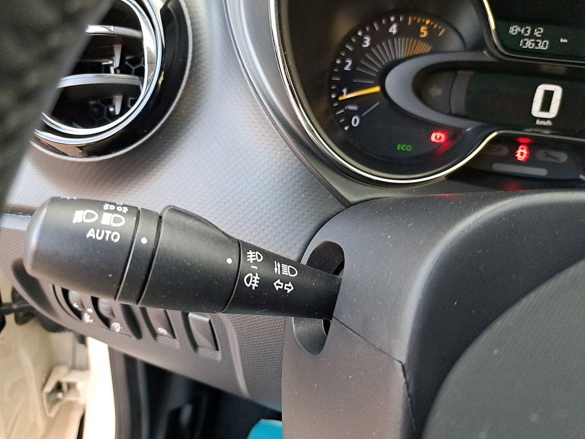 Renault Captur 1.5 dCi 8V 90 CV Start&Stop Energy R-Link (18)
