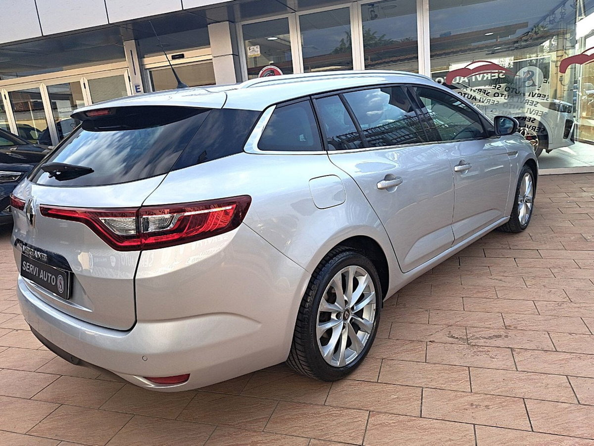 Renault Mégane Sporter dCi 8V 110 CV EDC Energy Intens (5)