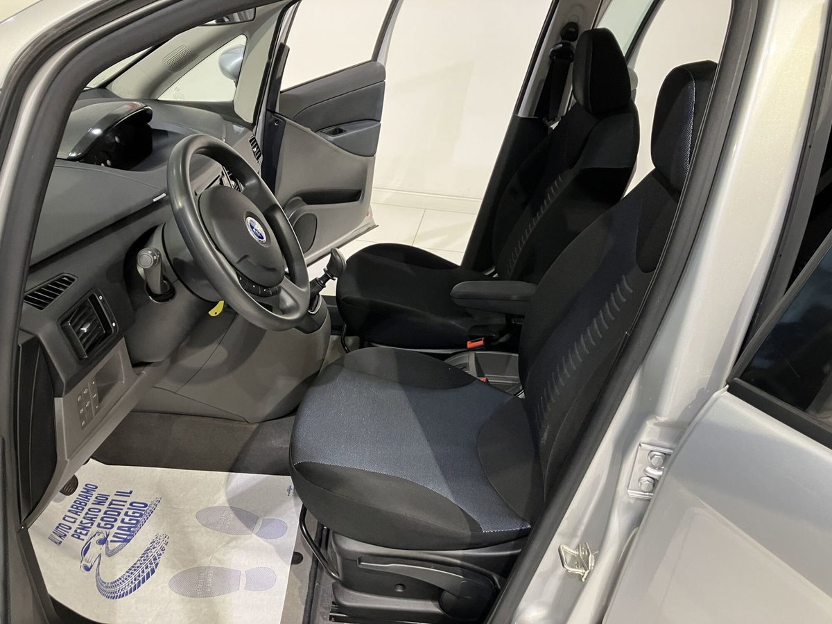 Fiat Idea 1.4 16V Dynamic (8)