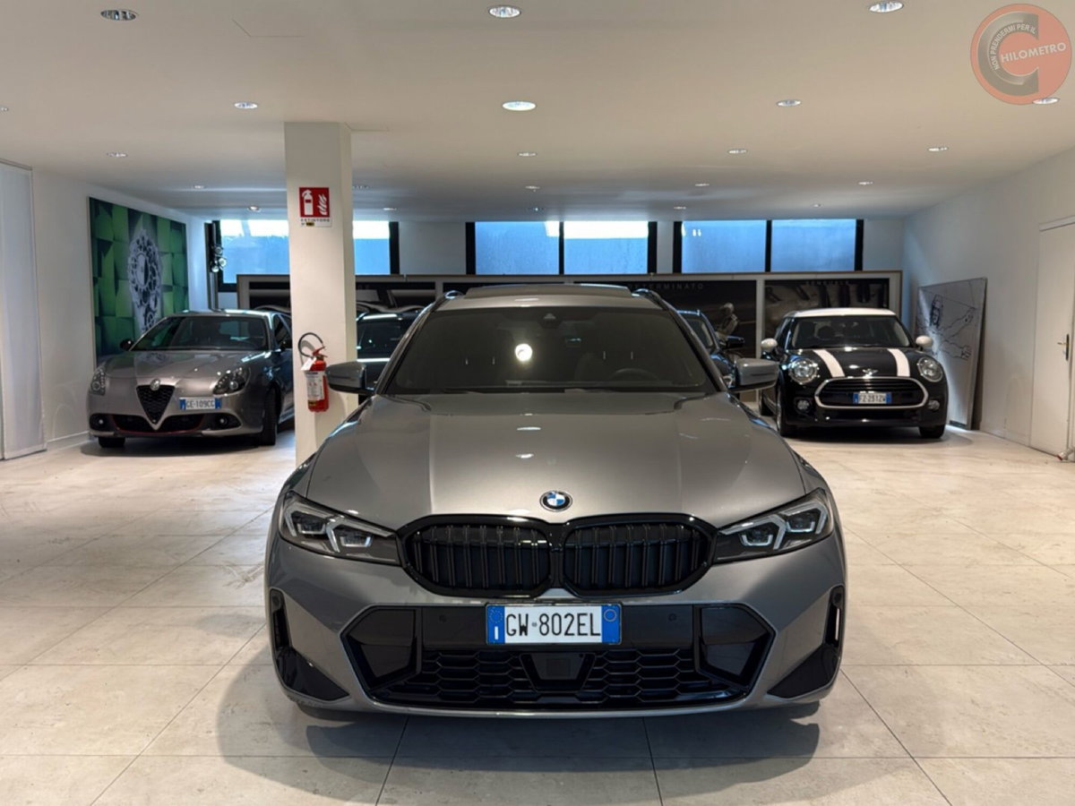 BMW Serie 3 Touring 330d  mhev 48V xdrive MSport auto (17)