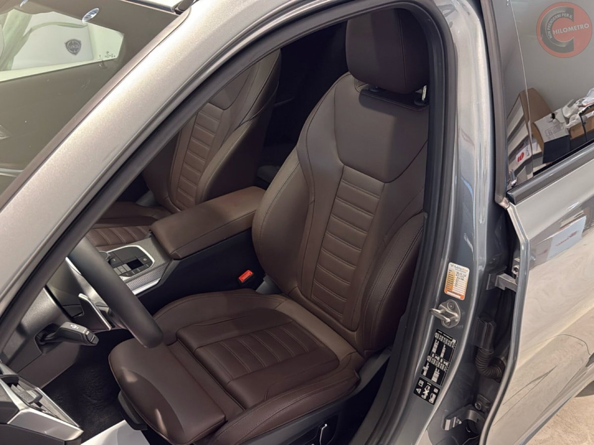 BMW Serie 3 Touring 330d  mhev 48V xdrive MSport auto (3)