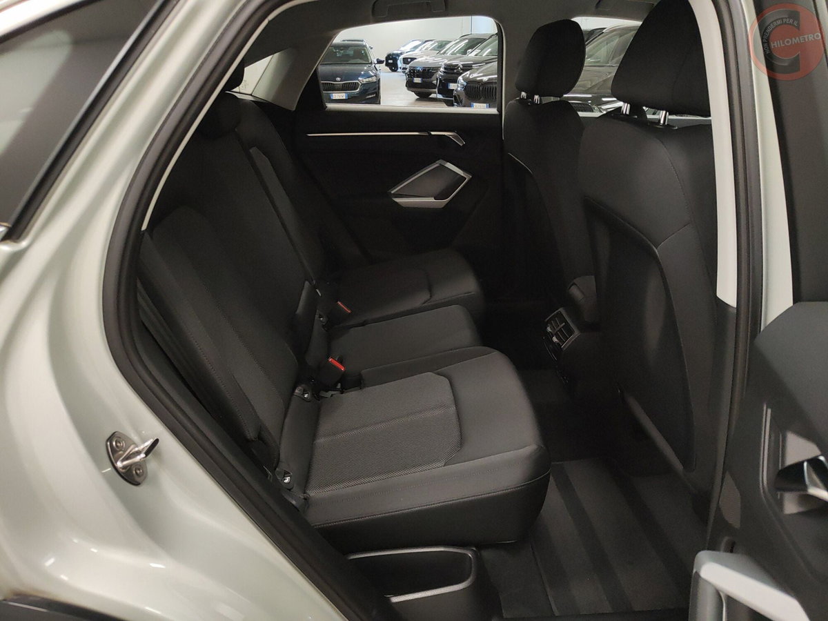 Audi Q3 Sportback 35 TFSI S line edition (7)