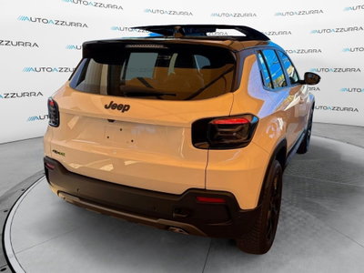 Jeep Avenger 1.2 turbo e-hybrid mhev Upland 4xe 145cv edct6 (3)