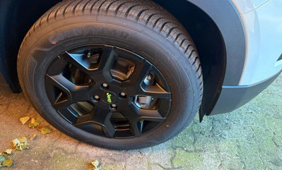 Jeep Avenger 1.2 turbo e-hybrid mhev Upland 4xe 145cv edct6 (7)