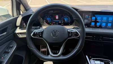 Volkswagen Golf 1.5 eTSI 150 CV EVO ACT DSG R-Line (12)